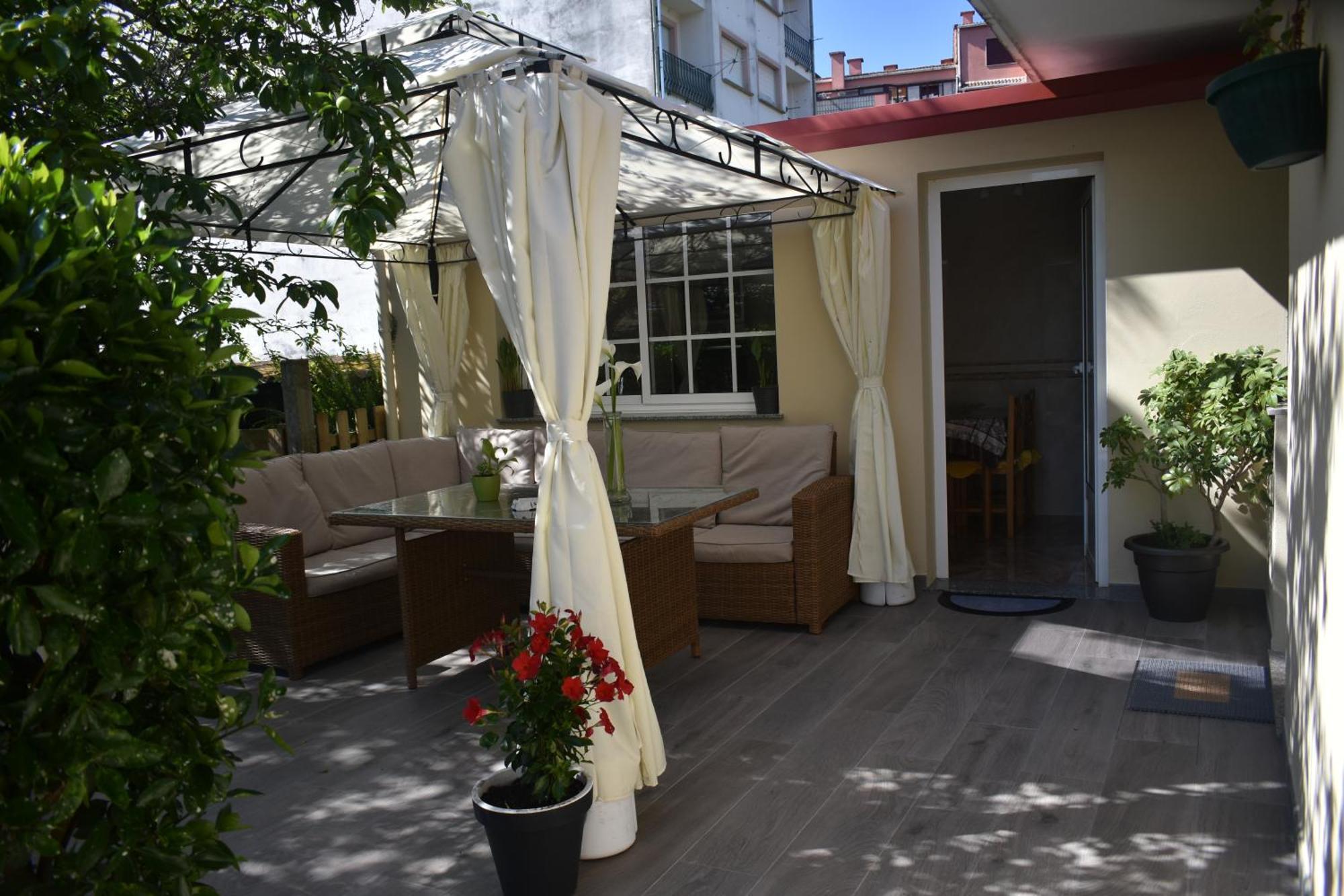 Jardin, Terraza Y Barbacoa Apartment O Grove Exterior foto